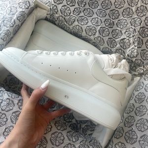 Alexander McQueen Sneakers WHITE, size 40.5
